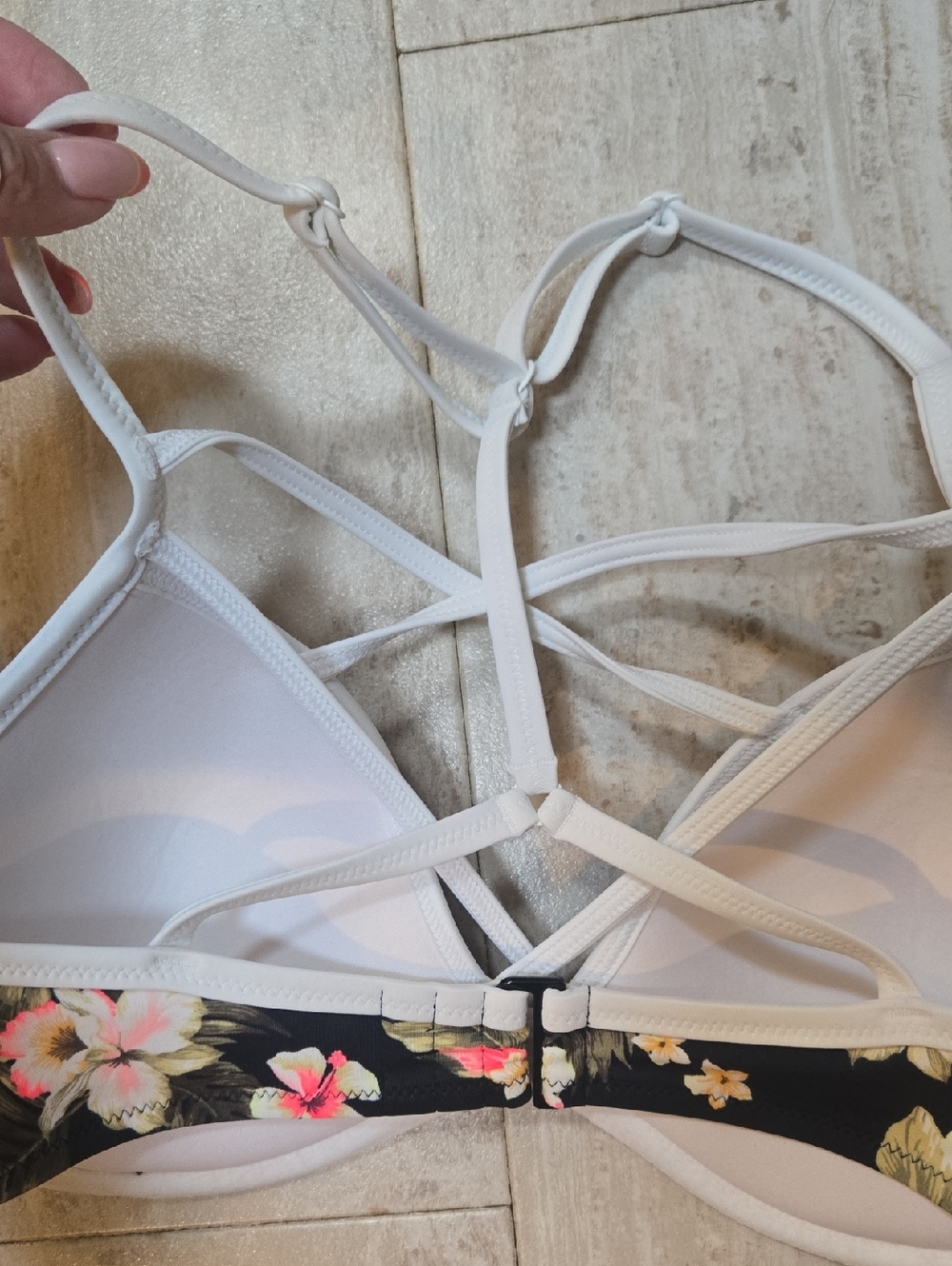 New PINK Victoria's Secret Strappy Tropical Print Bikini Top/Sports Bra - Picture 4 of 12